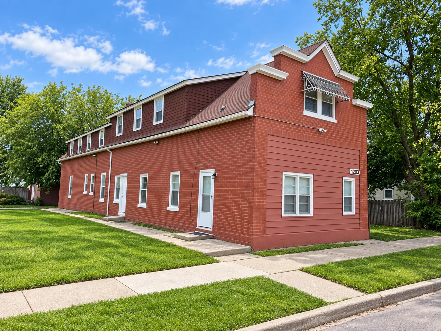 1203 Victoria Avenue, North Chicago