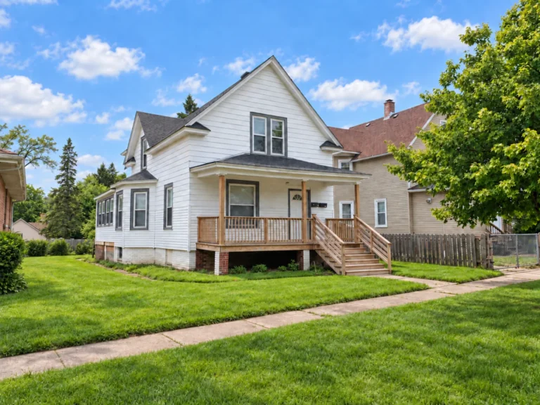 1712 Park, North Chicago, Illinois, a Castlewood Properties rental property.