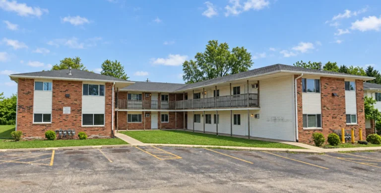 210 Tedmark Court, Kankakee, Illinois, owned and rented by Castlewood Properties.