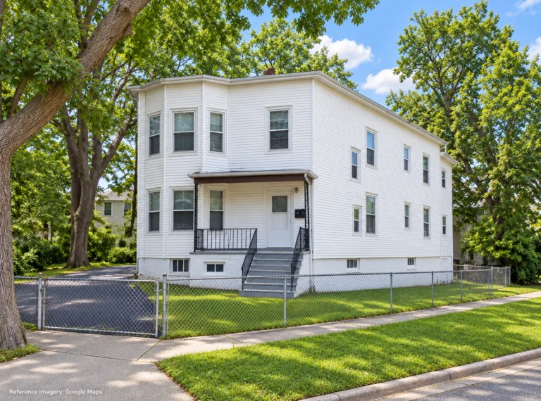 534 Caroline, Waukegan, Illinois, a Castlewood Properties rental property.